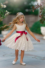 Sleeveless Knee Length Lace Flower Girl Dresses